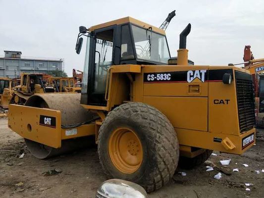 Cina Roller Jalan Tangan Kedua Caterpillar CS-583C pemasok