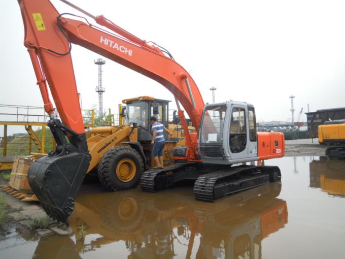 98.4Kw 5680mm Panjang Boom EX200-5 2000 Tahun Digunakan Hitachi Excavator 0