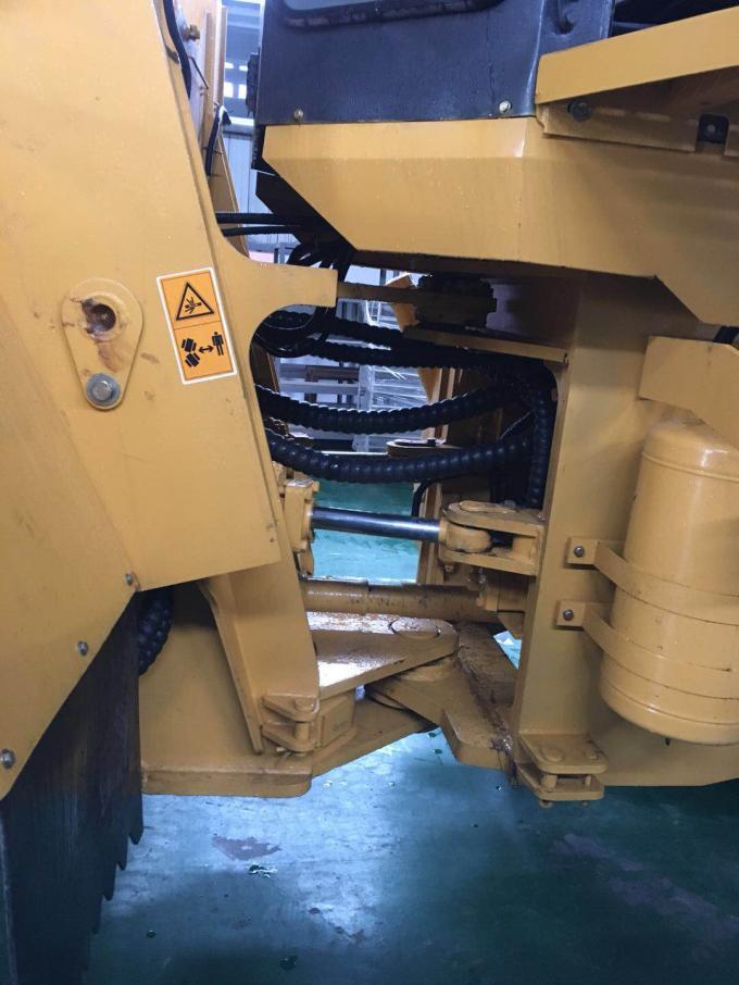 Tahun 2008 Mesin Liugong LG856 Cummins Digunakan Front End Loader 1
