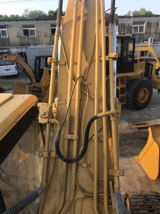 8.6kw Berat 20000KG E200B 2012 Tahun Digunakan CAT Excavator 4